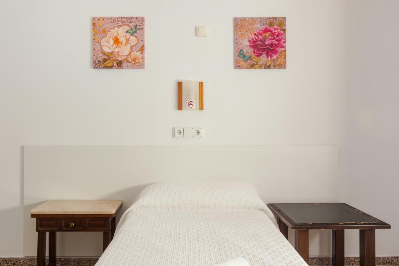 Hostal Las Nieves Ίμπιζα Πόλη Εξωτερικό φωτογραφία